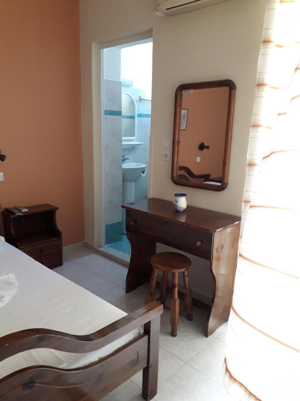 Studios Nektaria Apartment Fourni Ikarias Dış mekan fotoğraf